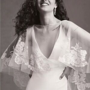 BHLDN Floral Lace Beaded Appliqué Capelet - Excellent Condition